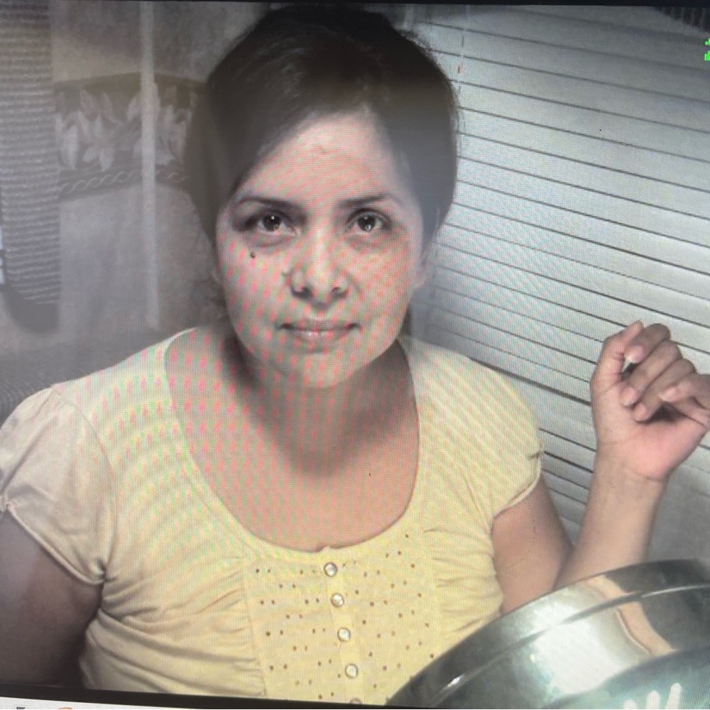 Meet your Posher, Leticia